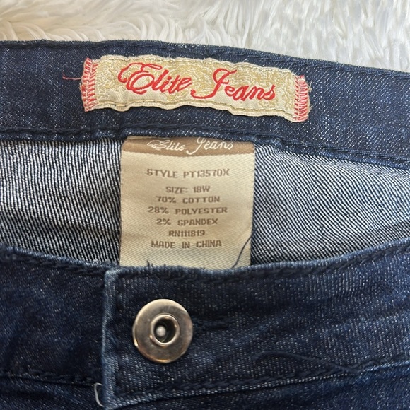 Elite High waisted Button up Jeans - Picture 3 of 9